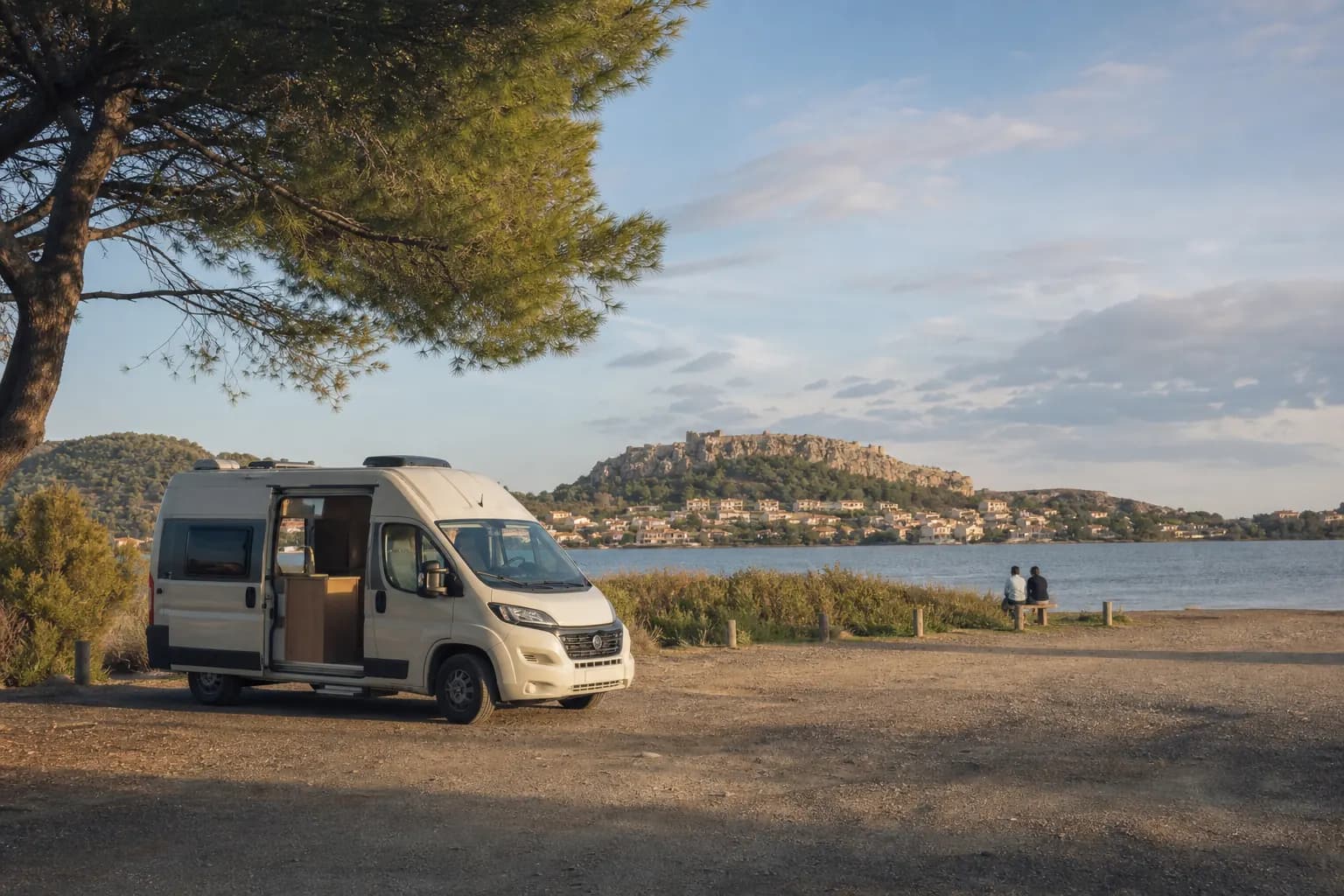 Canal du Midi, Narbonne et Corbières en van aménagé au départ de montpellier